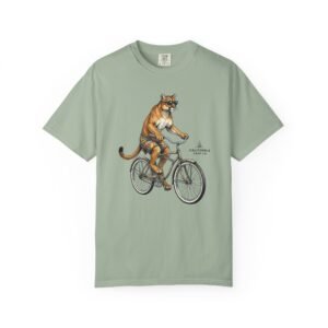 Mountain Lion Biking – Vintage Puma on Cruiser Bicycle Graphic on Comfort Colors 1717  T-Shirt
